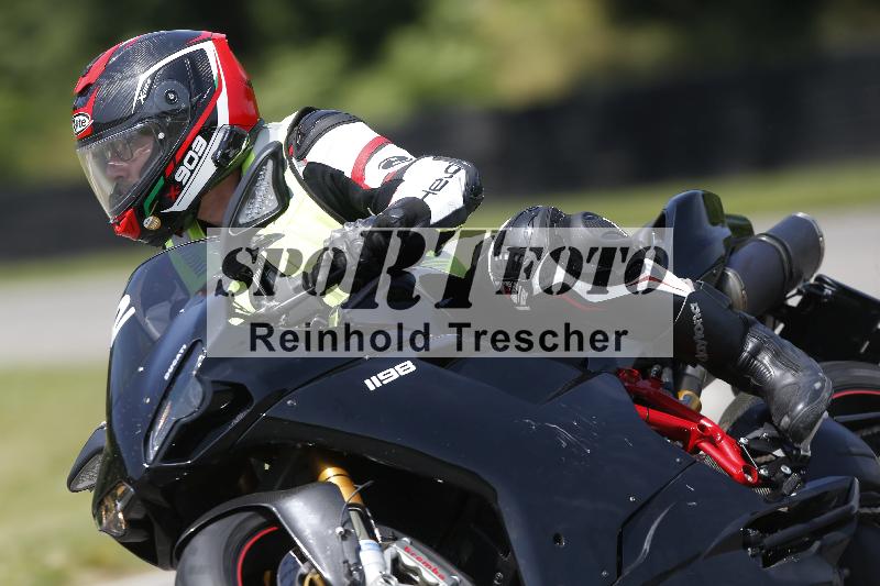 /27 12.06.2025 Ducati Schweiz Trackday Warmup  ADR/gelb-jeaune/42